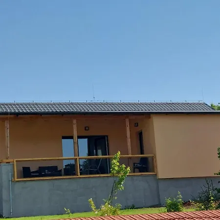 Chalupa U Capa S Virivkou Ferienhaus *